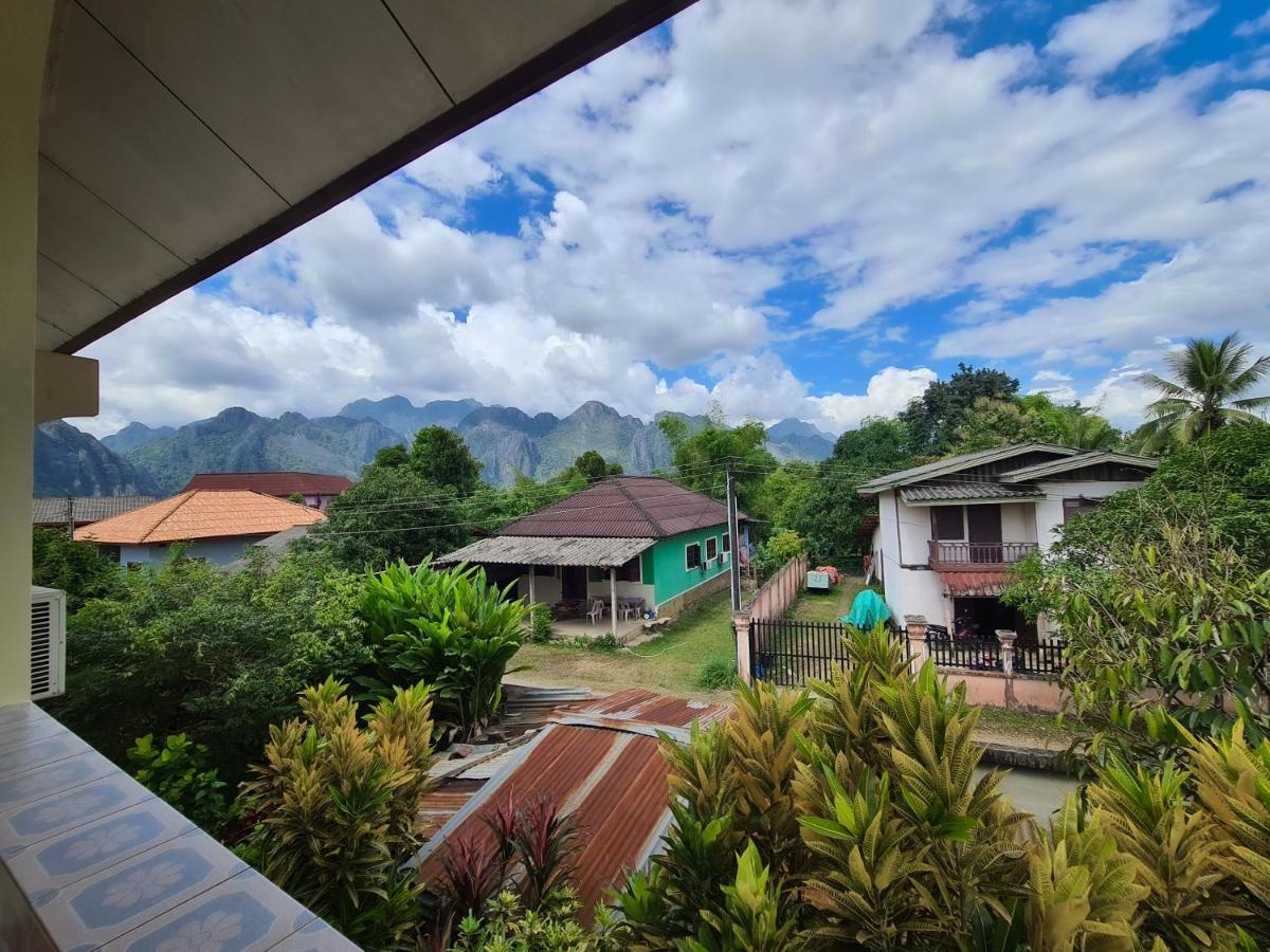 Saphaothong Guesthouse Vang Vieng Exteriör bild